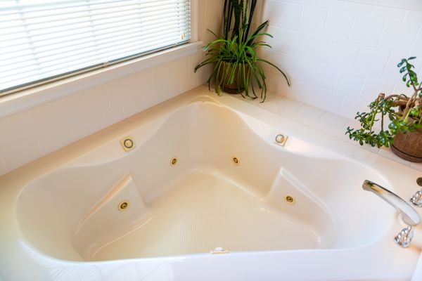 Professional Soaking Tub Installation